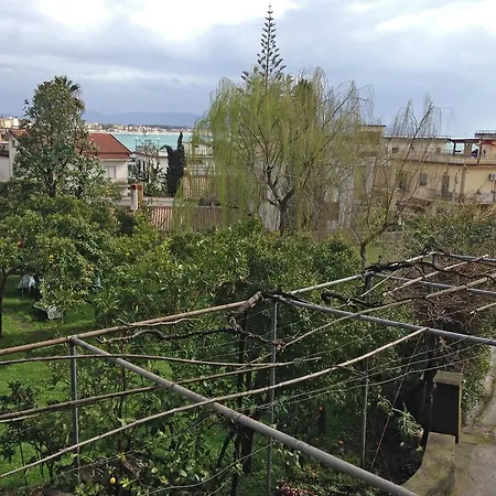 Lägenhet Casa Sul Monte D'oro